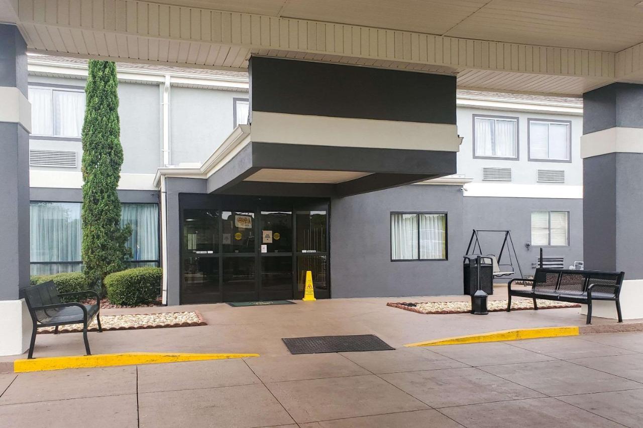 Quality Inn Prattville I-65 מראה חיצוני תמונה