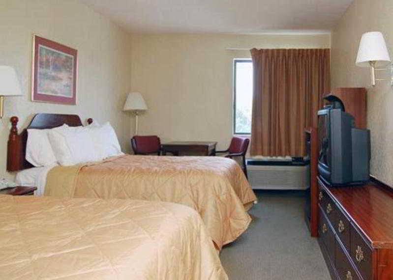 Quality Inn Prattville I-65 מראה חיצוני תמונה