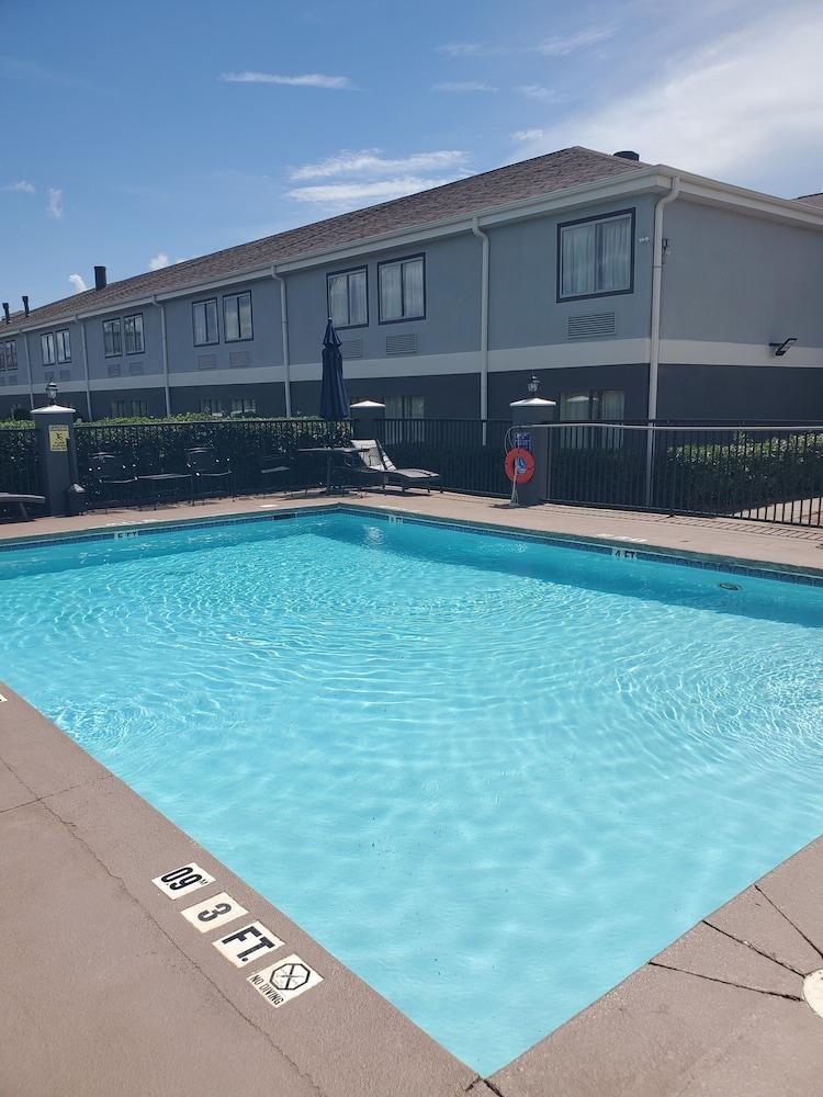 Quality Inn Prattville I-65 מראה חיצוני תמונה