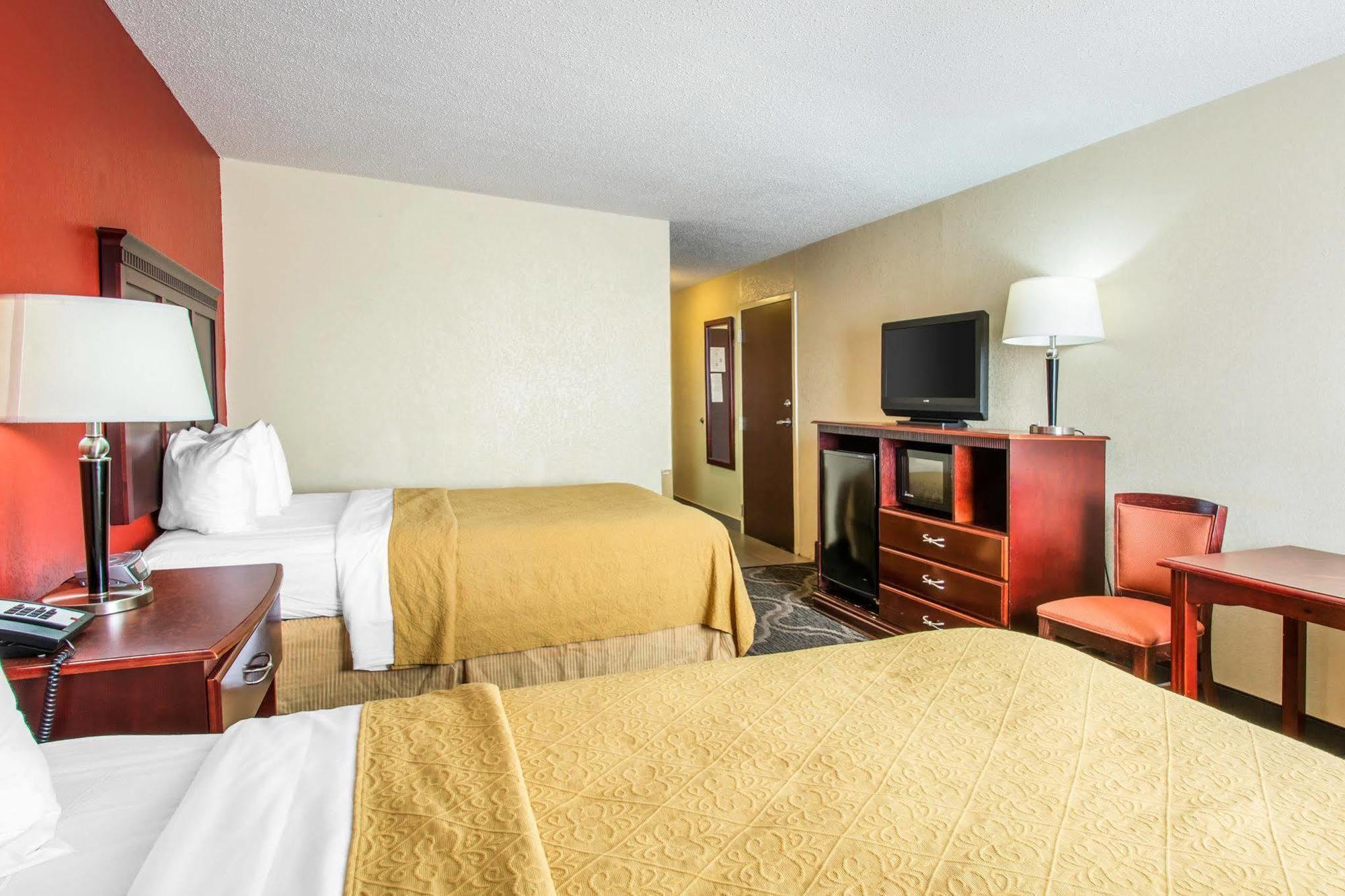 Quality Inn Prattville I-65 מראה חיצוני תמונה
